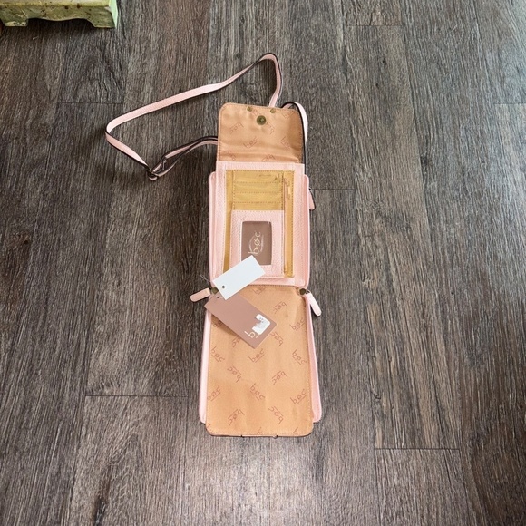 BOC new with tags crossbody - Picture 7 of 10